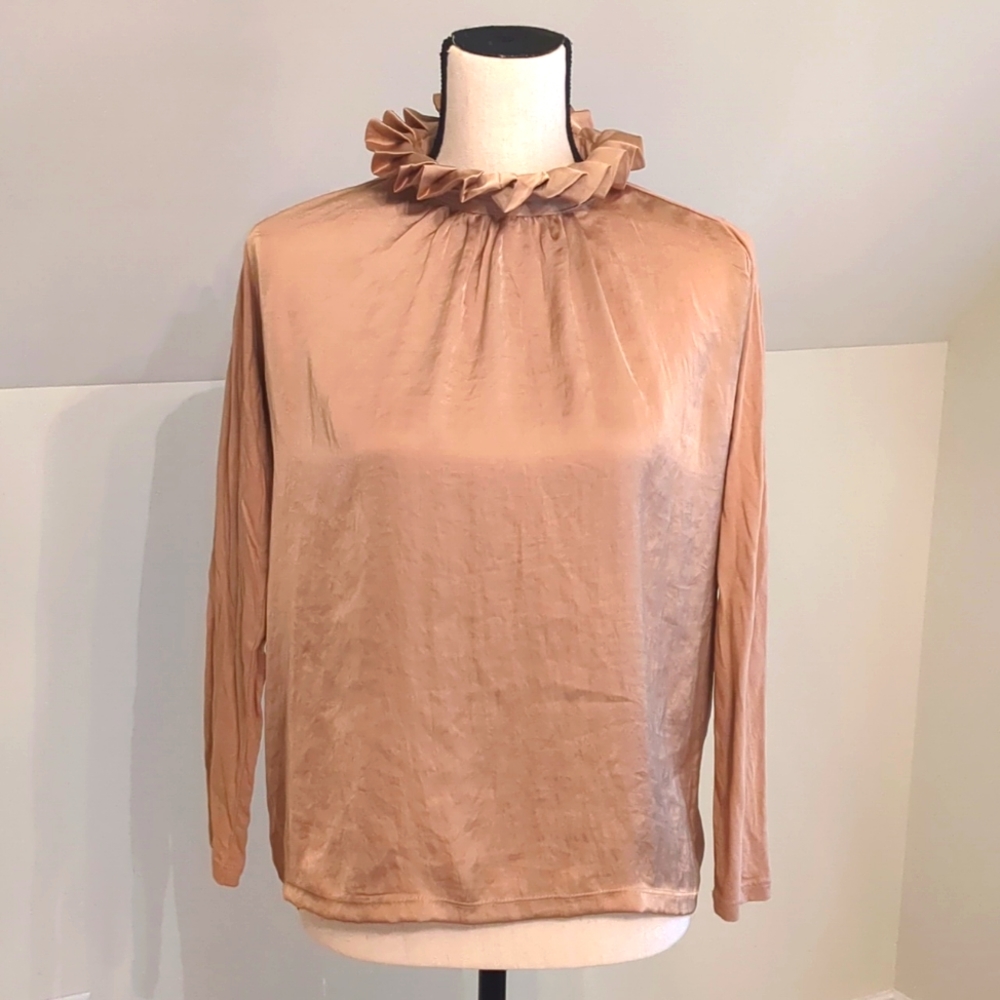 BR Factory Mixed Media Long Sleeve T-SHIRT, Size XS petite